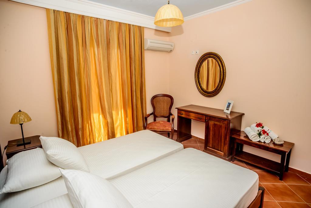Casa Di Luna Lourdata  Kamer foto
